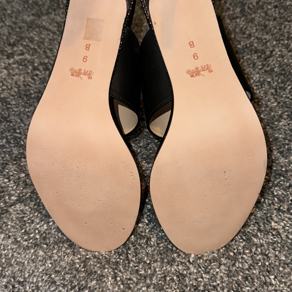 Women’s Coach Willa Saddle Sandal Heels - Picture 9 of 12